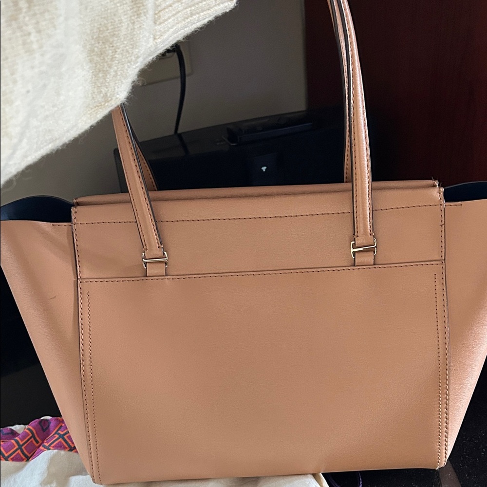 Tory Burch Camel Leather Tote - Picture 3 of 5